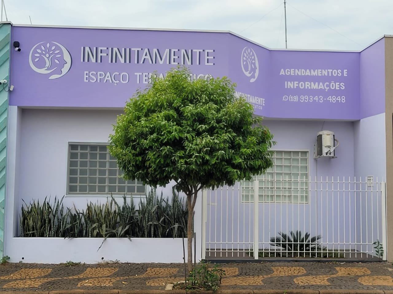 Fachada do Espaço InfinitaMente